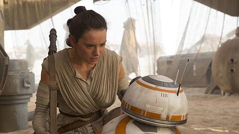 Daisy Ridley kehrt als Rey in das "Star Wars"-Universum zurück - unter der Regie von Sharmeen Obaid-Chinoy.