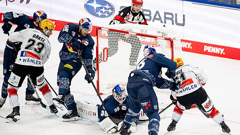 Mathias Niederberger und der EHC Red Bull München verlieren die Heimpremiere gegen Bremerhaven.