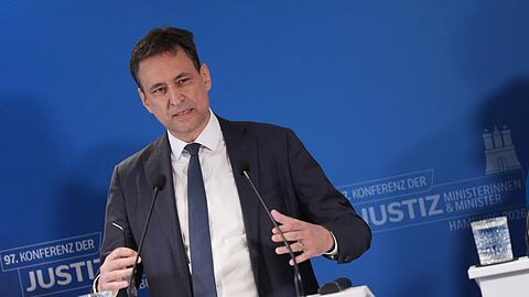 Bayerns Justizminister Eisenreich gibt sein Amt ab. (Archivbild)