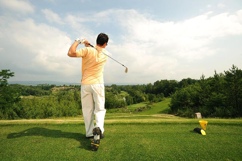 Wer Ruhe vom Alltag braucht, sollte Golf spielen.
