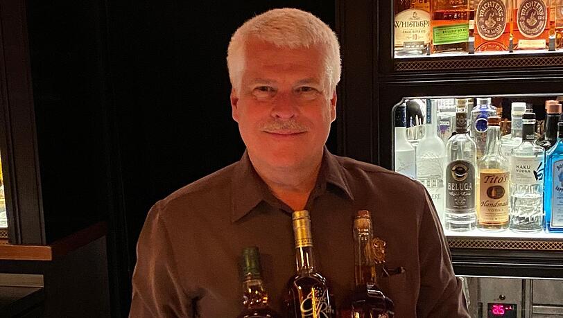 Drew Mayville liegt der Bourbon am Herzen, den sollten die Münchner öfter probieren, findet er.