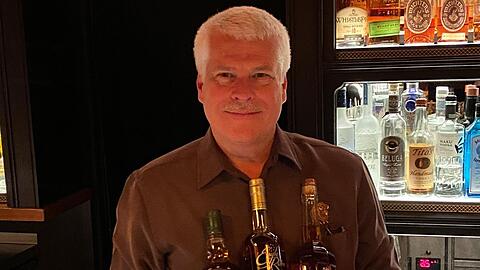 Drew Mayville liegt der Bourbon am Herzen, den sollten die Münchner öfter probieren, findet er.