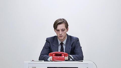 Jonas Nay alias Martin in "Deutschland89".