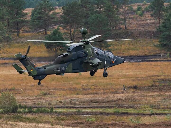 Bei der Ausrüstung - hier ein Kampfhubschrauber vom Typ Tiger - fordert der Wehrbeauftragte eine schnellere Beschaffung.