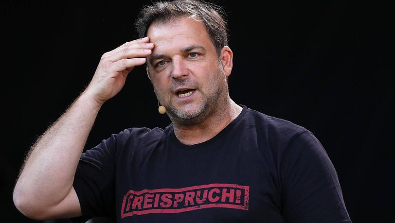 Martin Rütter spricht über den Verlust seiner Hündin Emma.