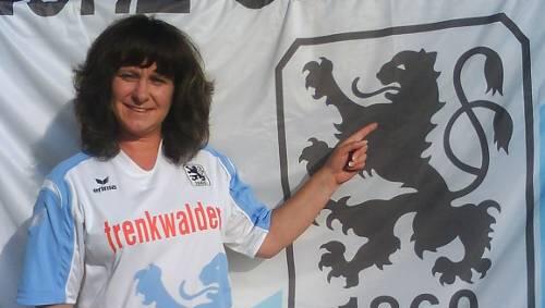 Wünscht sich einen Abstieg des FC Bayern: Mary Demmeler. Wünscht sich einen Abstieg des FC Bayern: Mary Demmeler.