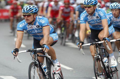 Die deutschen Stars Gerald Ciolek und Christian Knees in Aktion; ab Mittwoch starten sie bei der Bayernrundfahrt.
