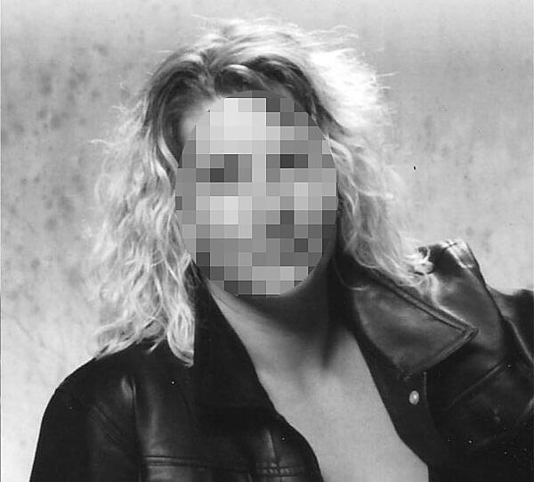 Ulrike M. : Im Internet hatte sie einen anderen Mann kennengelernt, da soll ihr Mann ausgerastet sein.