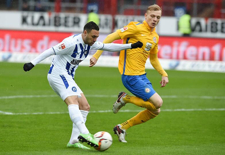 Braunschweig kommt beim KSC nicht über ein 2:2 hinaus.