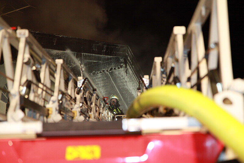 Brand in Schechen: Ein Dachstuhl ist völlig ausgebrannt. Hier die Bilder...