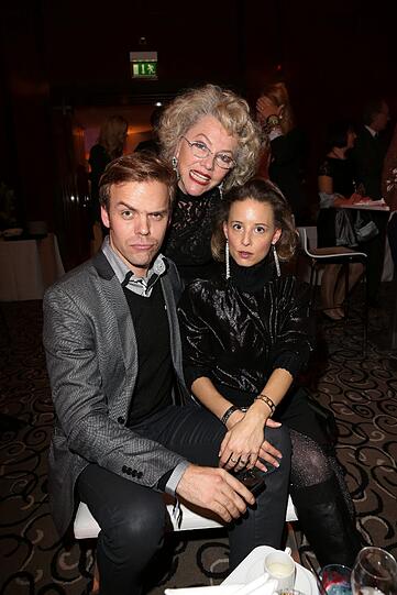 Veronika von Quast mit Sohn Phillip und Schwiegertochter Angelika Wiederhut