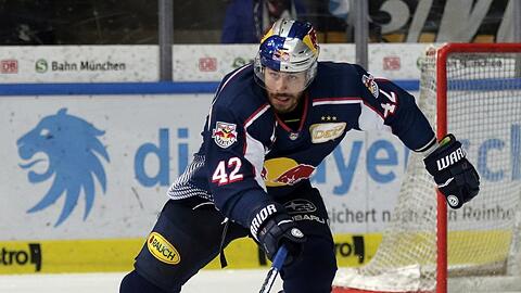 Yasin Ehliz traf gegen Straubing zwei Mal für den EHC München.