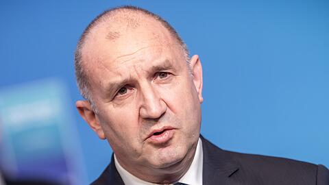 Bulgariens Ministerpr&auml;sident Rumen Radev zufolge gab es vor der K&uuml;ste des Landes erneut Drohnenangriffe auf kommerzielle Schiffe. (Archivfoto)