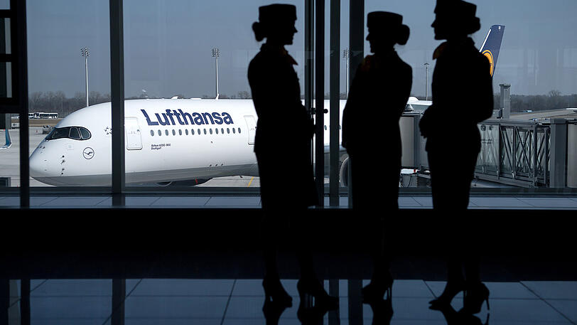 Mit Verspätung landete die Lufthansa-Maschine aus Los Angeles am Donnerstag in München (Symbolbild).