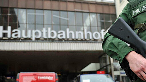 Polizei am Hauptbahnhof in München (Symbolbild) Polizei am Hauptbahnhof in München (Symbolbild)