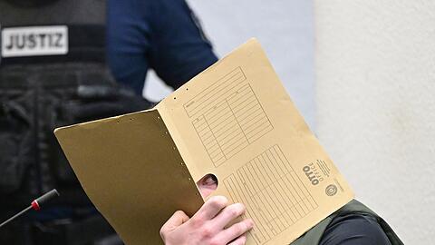 Die Staatsanwaltschaft glaubt, dass auch zahlreiche weitere Verd&auml;chtige systematisch Erwachsene in die Sex-Falle gelockt haben, um sie auszurauben.