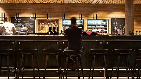 Single oder keine Lust auf Begleitung? Solo-Trips und -Urlaube wie bei diesem Alleinreisenden sind heute keine Seltenheit.