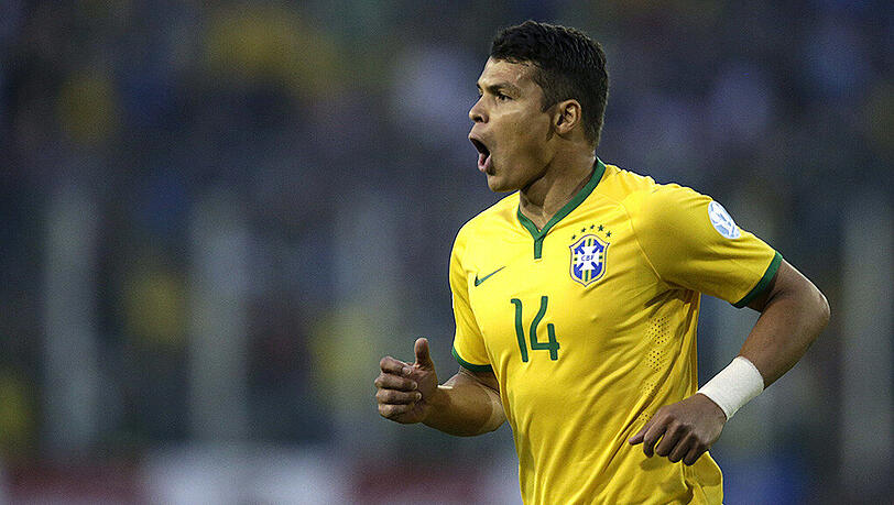Verteidiger Thiago Silva brachte die Brasilianer in der 9. Minute in Führung. Verteidiger Thiago Silva brachte die Brasilianer in der 9. Minute in Führung.