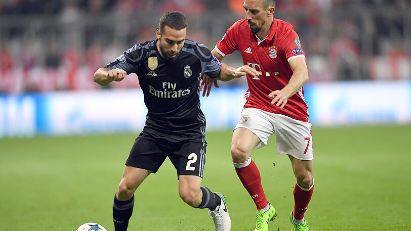 Franck Ribéry: Note 3. Gab einen Torpedo ab, den Bale mit dem Kopf  
abwehrte (25.). Autsch. Nettes Tänzchen vor Vidals Elfmeter. Verließ  
nach 66 Minuten den Platz. War müde.