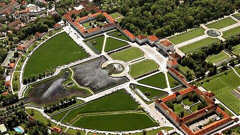 Aus der Luft schön - und am Boden auch: der Nymphenburger Schlosspark.