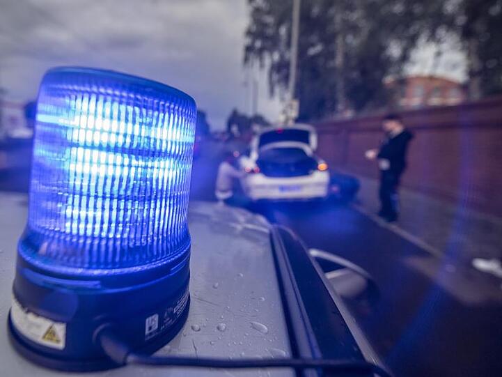 Zwei Einsätze der Polizei mit Festnahmen in Franken. Foto:Boris Roessler/Archivbild