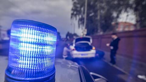Zwei Einsätze der Polizei mit Festnahmen in Franken. Foto:Boris Roessler/Archivbild