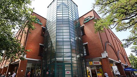 Den Galeria-Kaufhof am Rotkreuzplatz will Benko verkaufen.