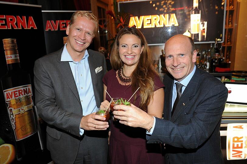 Tobias Klostermann (Chancenstiftung), Tina Aigner (Aigner Immobilien), Michel Jordens (Direktor AVERNA).