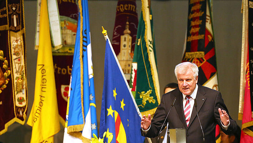 Horst Seehofer beim Pfingsttreffen der Sudetendeutschen in Augsburg. Horst Seehofer beim Pfingsttreffen der Sudetendeutschen in Augsburg.