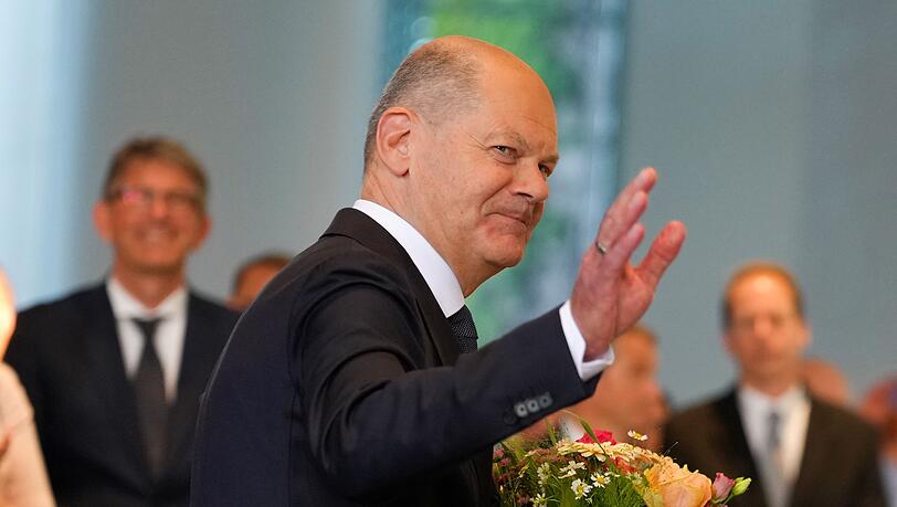 Scholz hat sich aus dem Kanzleramt verabschiedet - soll aber weiter ein Büro und Mitarbeiter haben. (Archivbild)