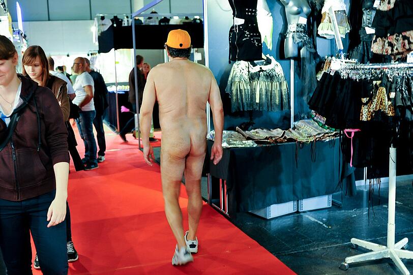 "Eros und Amore": Die heißen Bilder von der Erotikmesse in der Olympiahalle!
