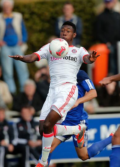David Alaba hat am Donnerstag sein Comeback für den FC Bayern gegeben. In einem Testspiel besiegte der Rekordmeister die SpVgg Unterhaching mit 2:0.