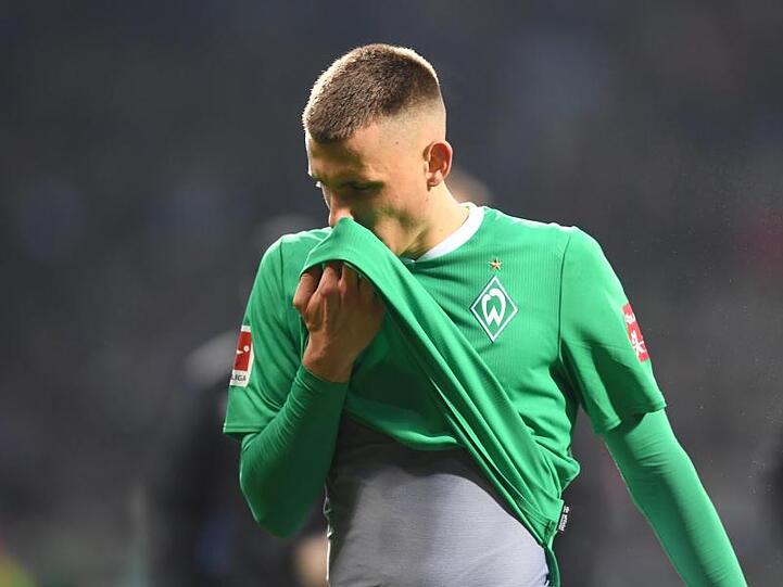 Die Bremer um Maximilian Eggestein warten schon seit acht Spielen auf einen Sieg.