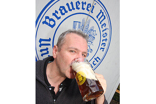 ...das dunkle Meister...