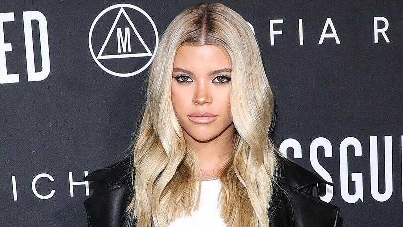 Sofia Richie hat mit einem Post mächtig Ärger bekommen Sofia Richie hat mit einem Post mächtig Ärger bekommen
