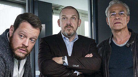 Max Ballauf (Klaus J. Behrendt, r.), Freddy Schenk (Dietmar Bär, M.) und ihr Assistent Norbert Jütte (Roland Riebeling) im Polizeipräsidium