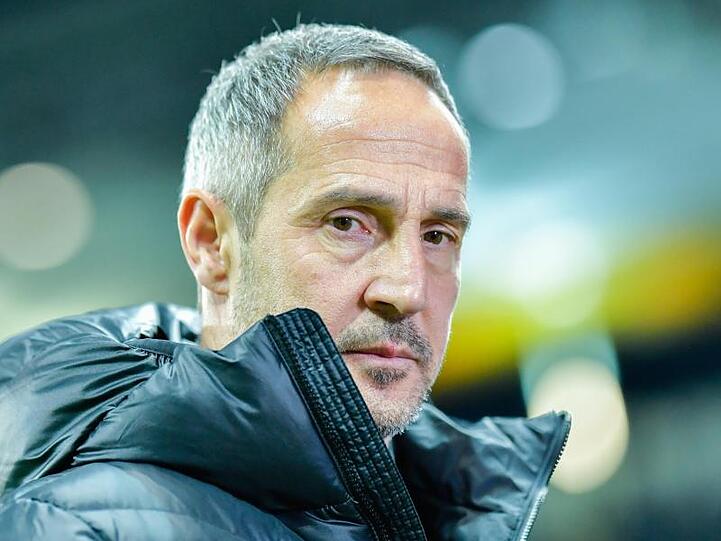 Hat mit Frankfurt die internationalen Plätze im Blick: Eintracht-Coach Adi Hütter.