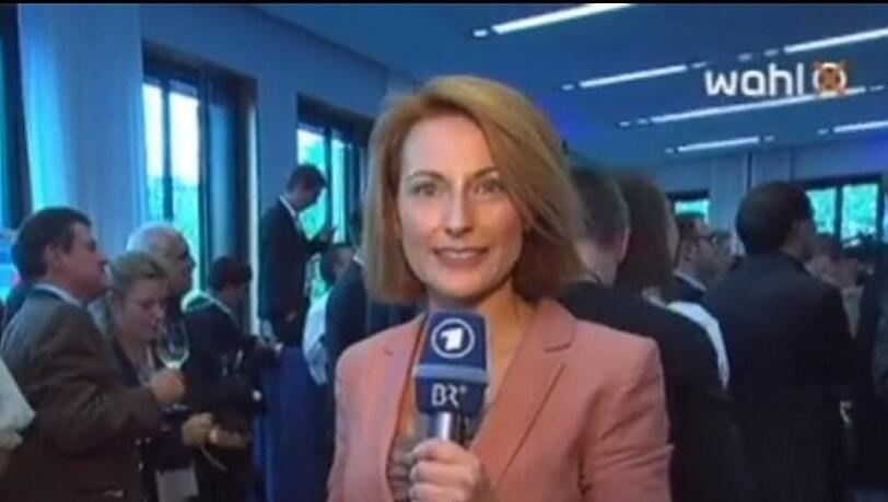 Kirsten Girschick leistete sich einen Versprecher Kirsten Girschick leistete sich einen Versprecher