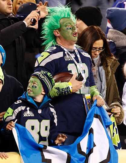 Nach dem Sieg gab es für die Seahawks kein Halten mehr. Die Bilder von der Siegerehrung.