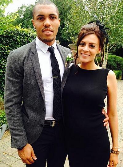 Nordirland: Stürmer Josh Magennis und seine Frau Amy