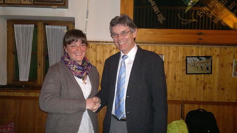 Vorgänger und Nachfolgerin: Kathi Mühlpeck mit Wolfgang Roßmann.