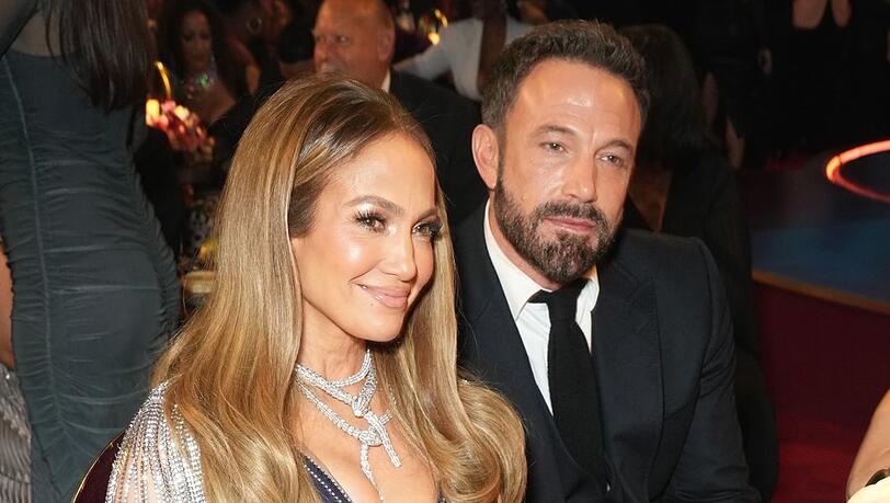 Jennifer Lopez und ihr Ehemann Ben Affleck bei den Grammy Awards - dieses Foto inspirierte die Fans.