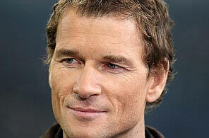 Ex-Nationaltorwart Jens Lehmann glaubt, dass die Bayern-Bosse nach der ersten Pleite ruhig bleiben werden.