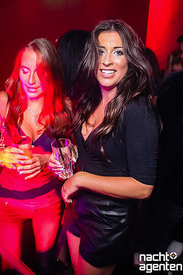Im Jack Rabbit war am Samstag "House vs. Black" angesagt.