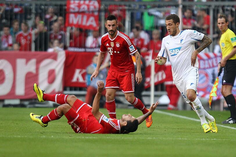 Gerade war er noch im Aufbautraining nach der schweren Verletzung, die er sich im März gegen Hoffenheim zugezogen hatte. Jetzt erlitt Thiago erneut einen Rückschlag.