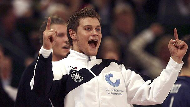2007 konnte Michael "Mimi" Kraus mit der deutschen Nationalmannschaft die Weltmeisterschaft im Handball gewinnen. 2007 konnte Michael "Mimi" Kraus mit der deutschen Nationalmannschaft die Weltmeisterschaft im Handball gewinnen.