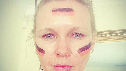 Veronica Ferres mit Kriegsbemalung