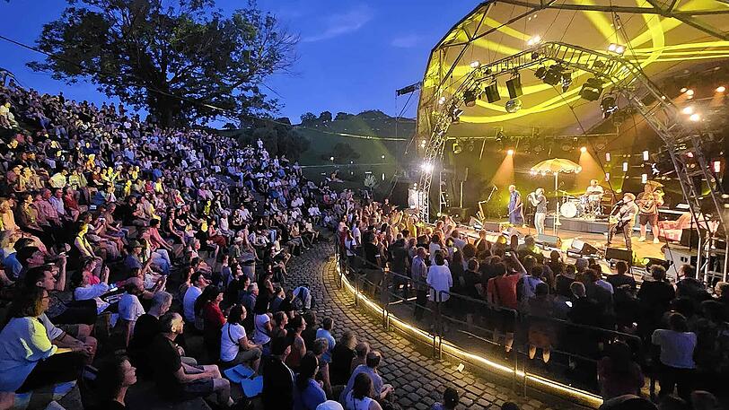 Das Theatron Musiksommer-Festival auf der Seebühne im Olympiapark endet diesen Sonntag. Das Theatron Musiksommer-Festival auf der Seebühne im Olympiapark endet diesen Sonntag.
