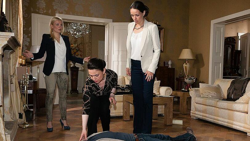 Isabelle, Jenny und Simone sind geschockt: Rainer ist tot Isabelle, Jenny und Simone sind geschockt: Rainer ist tot