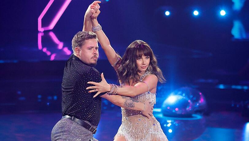 Gustav Sch&auml;fer mit seiner "Let's Dance"-Partnerin Anastasia Maruster.